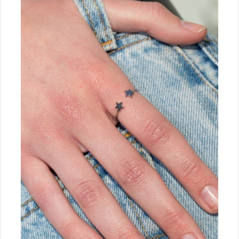 Brandy Melville Ring